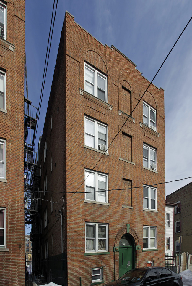 18 Reed St in Jersey City, NJ - Foto de edificio - Building Photo