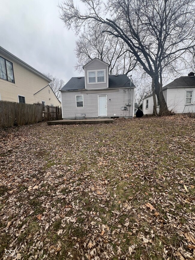 property at 3915 Hillside Ave