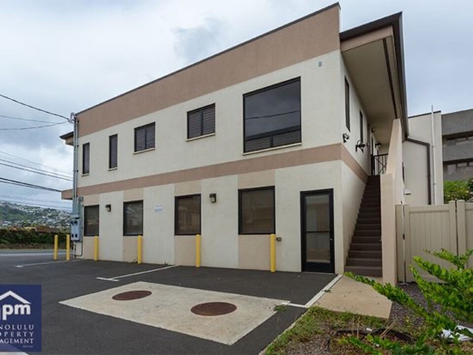 1437 N King St in Honolulu, HI - Building Photo