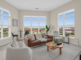 610 Anderson St, Unit SI ID1638033P in Charlotte, NC - Building Photo
