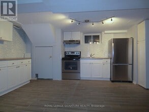 54 Tulloch Dr in Ajax, ON - Building Photo - Building Photo