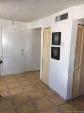 2000 Biarritz Dr in Miami Beach, FL - Building Photo - Building Photo