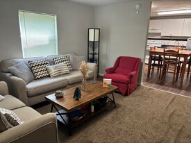 1910 Mississippi Ave in Knoxville, TN - Building Photo