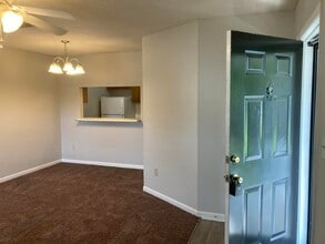303 Lake Ave in North Augusta, SC - Building Photo - Building Photo