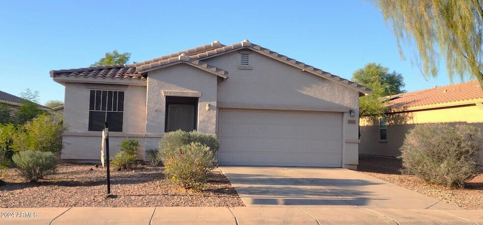 7410 W Darrel Rd in Phoenix, AZ - Building Photo