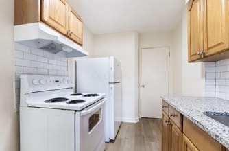 586-588-588 Georgian Dr in Columbus, OH - Building Photo - Building Photo