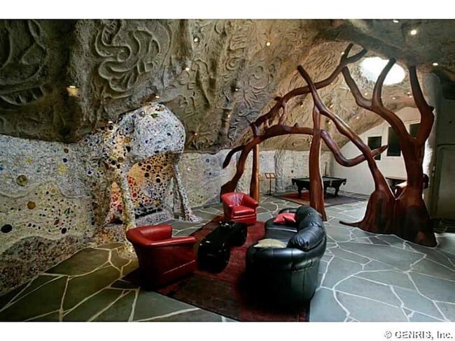 property at 142 Park Rd