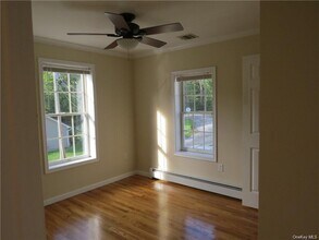 106 Newport Bridge Rd, Unit 4 in Warwick, NY - Building Photo - Building Photo