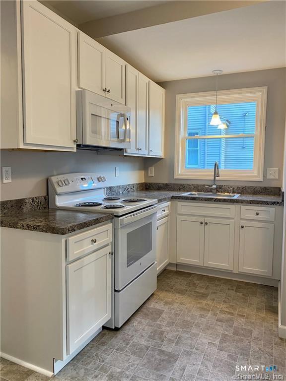 497 High St in Middletown, CT - Building Photo - Building Photo