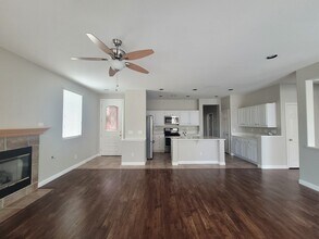 7644 Pioneer Ranch Ave in Las Vegas, NV - Building Photo - Building Photo