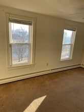 159 N Delmorr Ave, Unit 159 N Delmorr Ave 2nd Fl in Morrisville, PA - Building Photo - Building Photo