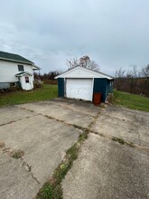 42 Spring Run Road Extension in Coraopolis, PA - Building Photo - Building Photo