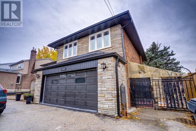 174 Bellamy Rd N in Toronto, ON - Building Photo - Building Photo