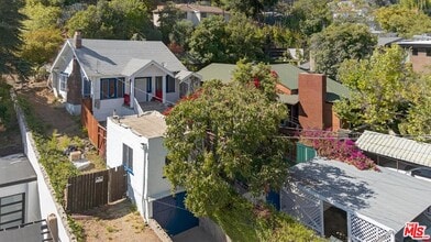 2565 Glen Green St in Los Angeles, CA - Building Photo - Building Photo