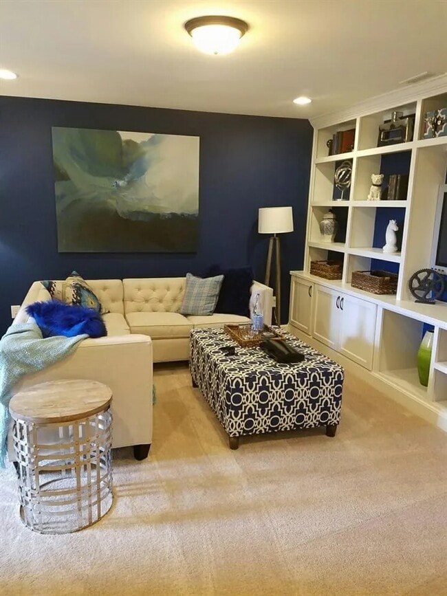 property at 318 Princess Pl