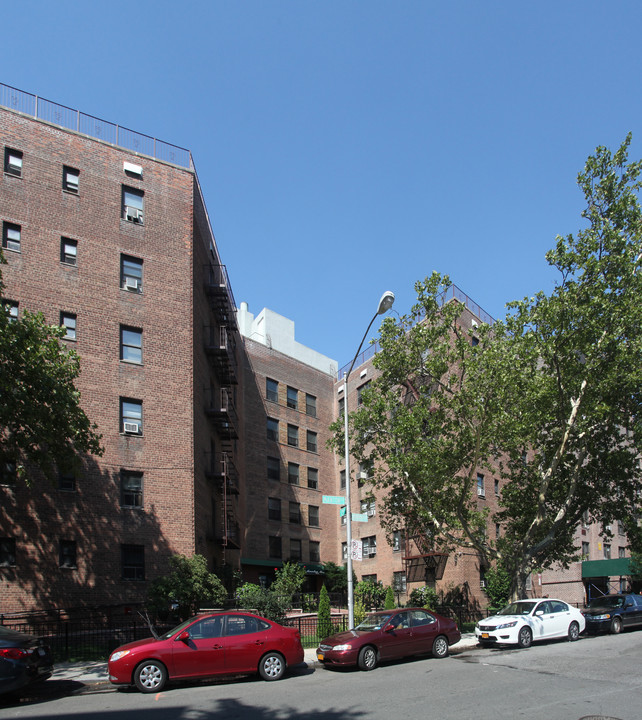 Manton House - Cooperative in Jamaica, NY - Building Photo