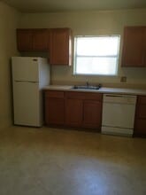 224 Elefa St in Roseville, CA - Foto de edificio - Building Photo