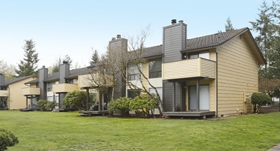 The Commons in Federal Way, WA - Building Photo - Building Photo