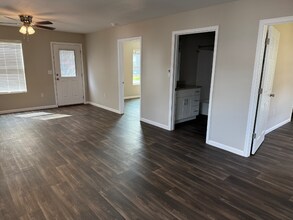 80 Redwood Ln in Atmore, AL - Building Photo - Building Photo