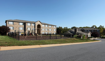 Stonecrest Apartments