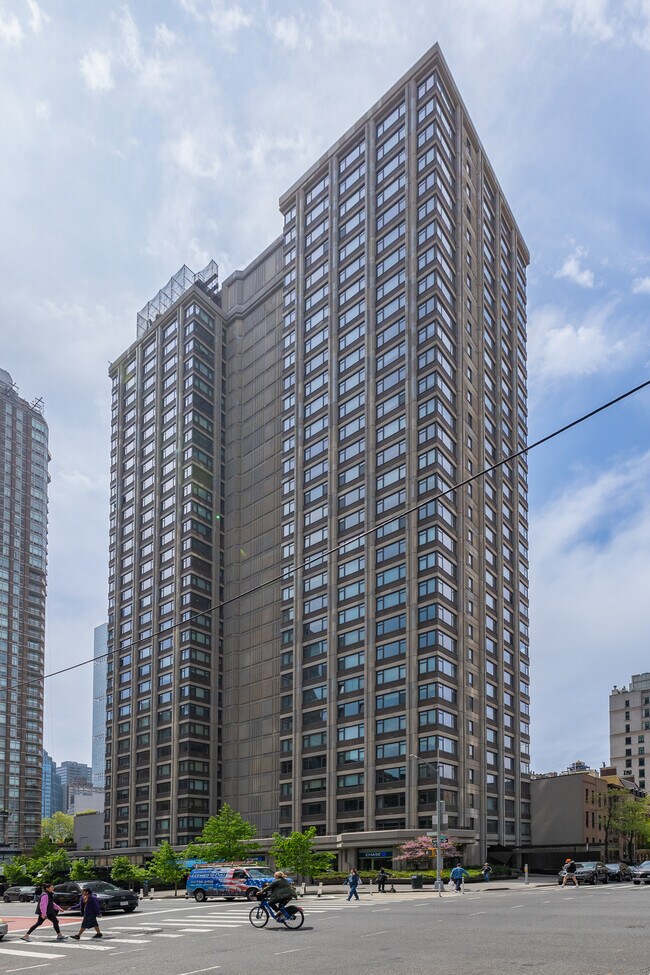 The Phoenix in New York, NY - Foto de edificio - Building Photo