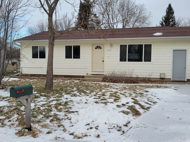 4229 W Mesa Pass in Sioux Falls, SD - Building Photo - Building Photo