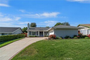 25235 Arder Ct in Lake Forest, CA - Building Photo