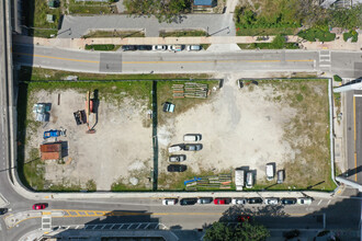 The River District Apartments in Miami, FL - Building Photo - Building Photo