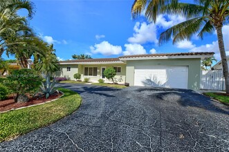 1214 SE 12th Terrace in Deerfield Beach, FL - Building Photo - Building Photo