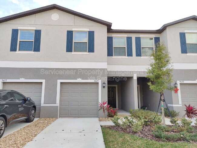 property at 9625 Pembrooke Pines Dr