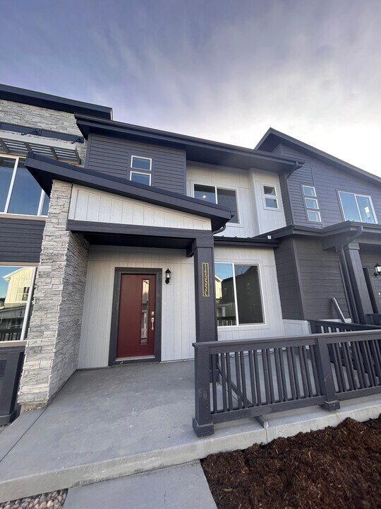 14555 W 91st Ave in Arvada, CO - Building Photo
