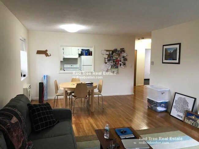 30 Fuller St-Unit -204 in Brookline, MA - Building Photo - Building Photo