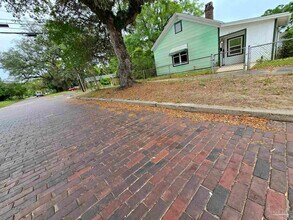 511 E La Rua St in Pensacola, FL - Building Photo - Building Photo