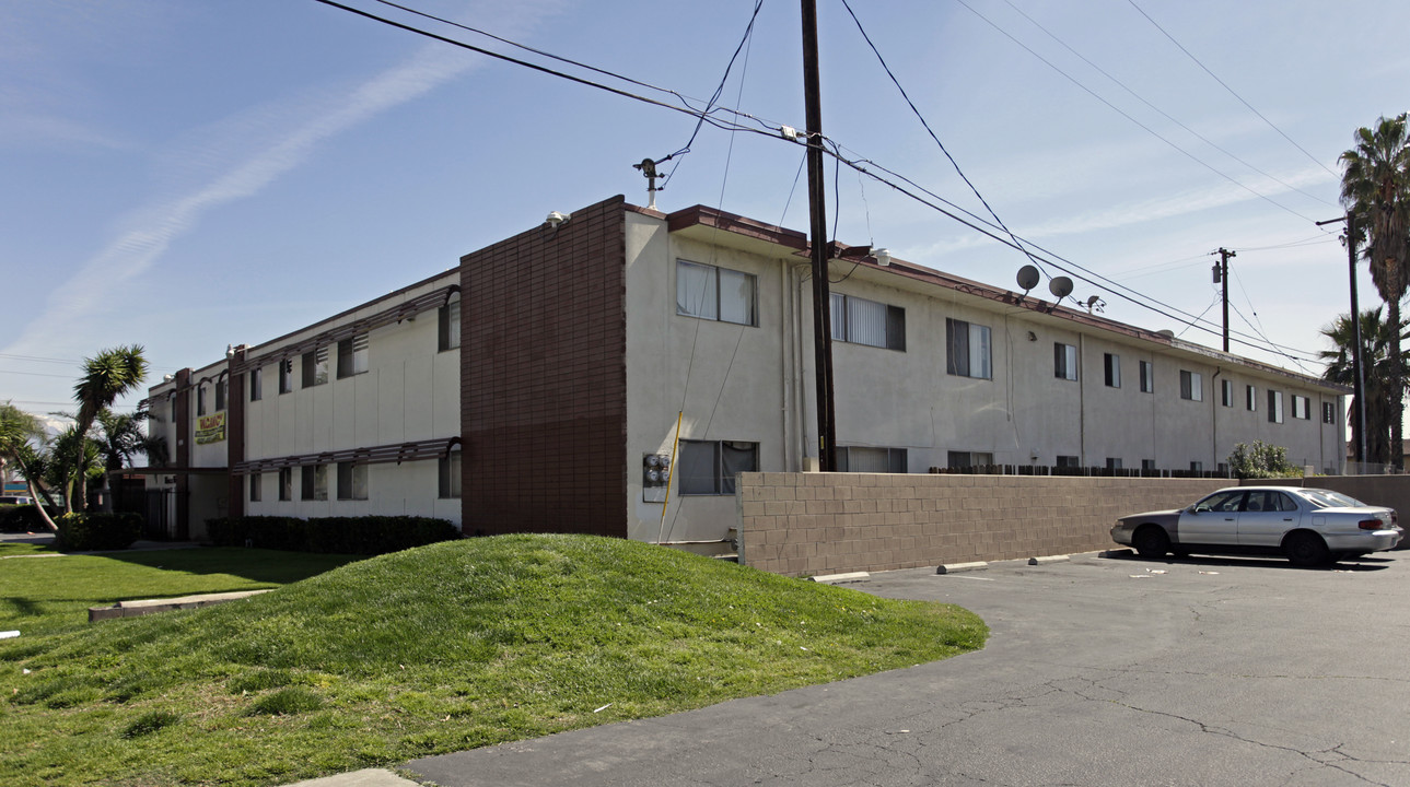 Ridge View in San Bernardino, CA - Building Photo