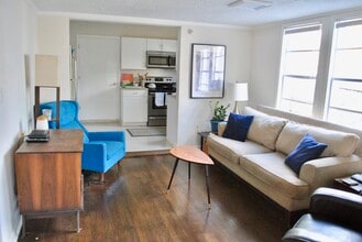 939 Deckner Ave SW in Atlanta, GA - Building Photo - Building Photo