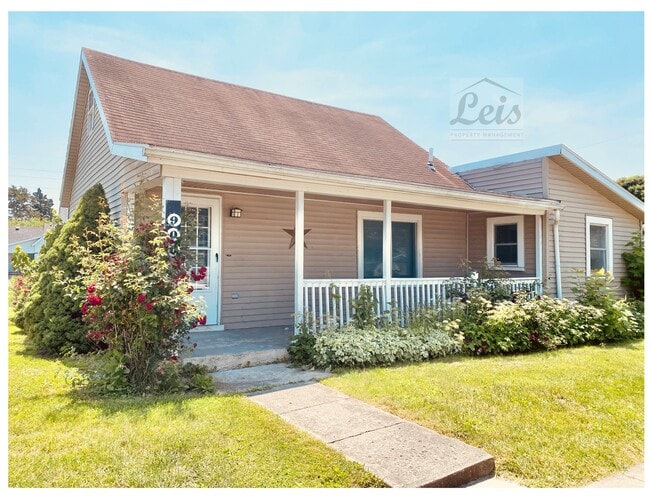 property at 900 Boal Ave