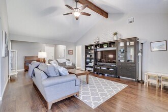 1332 Chimney Hill Rd in Yukon, OK - Building Photo - Building Photo