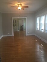 204 Pleasant St in Watertown, MA - Building Photo