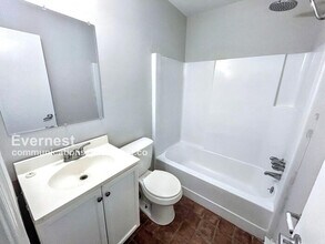 9307 Shiloh Dr in Richmond, VA - Foto de edificio - Building Photo