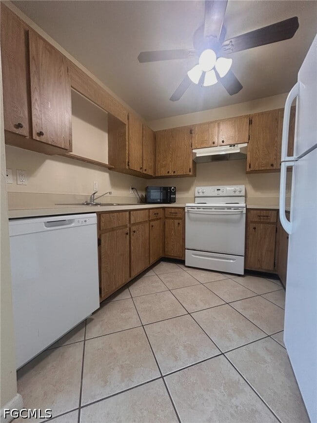 1232 SE 8th St in Cape Coral, FL - Building Photo - Building Photo