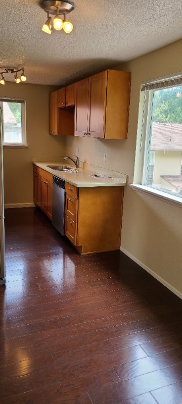 1626 Kent Des Moines Rd in Des Moines, WA - Building Photo - Building Photo