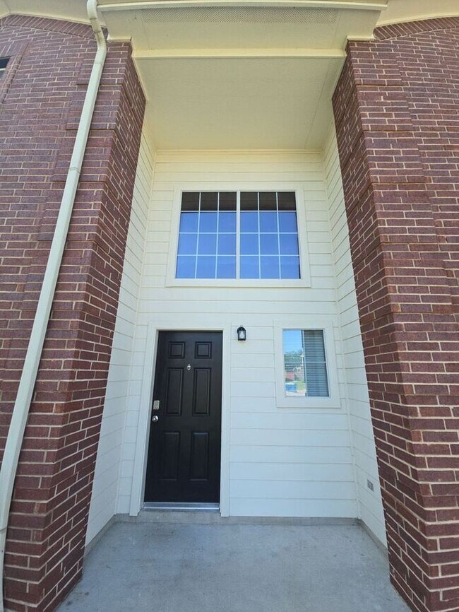 13509 Sierra Wind Ln in Elgin, TX - Building Photo - Building Photo
