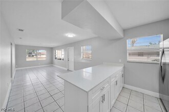 15 SE 24th Ave in Cape Coral, FL - Building Photo - Building Photo