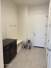 1964 W Kinfield Trail in Phoenix, AZ - Building Photo - Building Photo