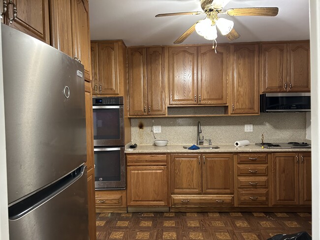 965 Suffolk Ave in Brentwood, NY - Building Photo - Building Photo