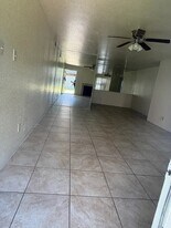 9700 Leawood Blvd, Unit 1905 in Houston, TX - Building Photo