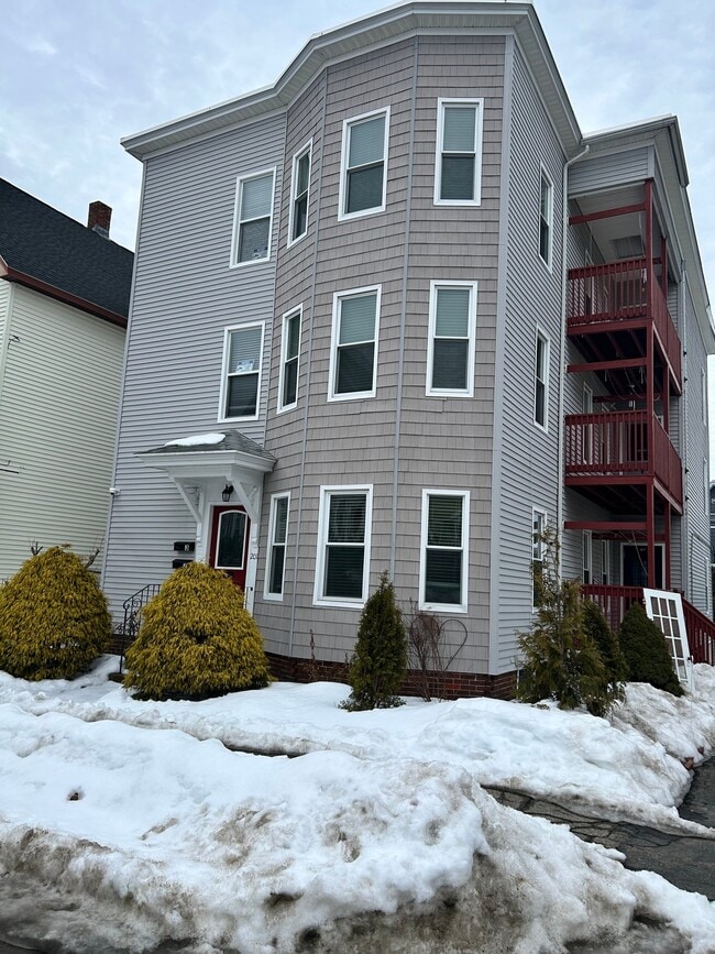 201 Cartier St, Unit Unit 3