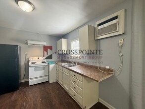 4229 Old Chandler Rd in Tyler, TX - Foto de edificio - Building Photo