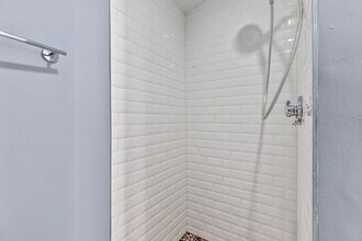 167 Lexington St in Boston, MA - Building Photo - Building Photo