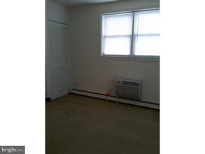 7807 Hasbrook Ave in Philadelphia, PA - Building Photo - Building Photo